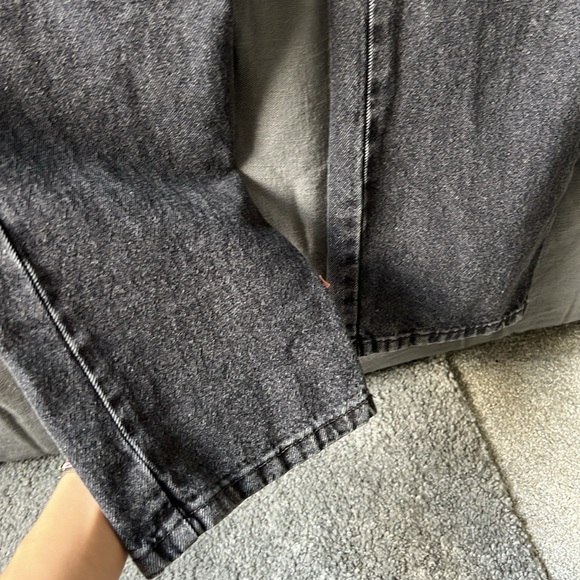 straight leg jeans - Picture 4 of 4